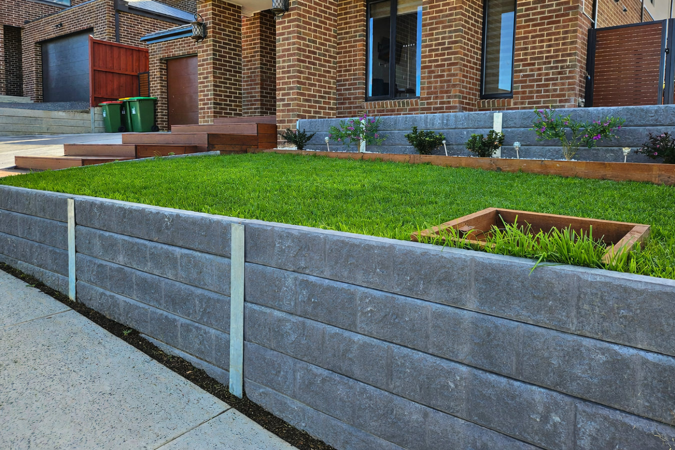 Professional concrete contractor working in Findlay, OH